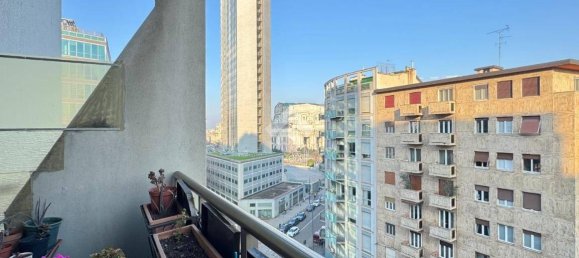 3 bedrooms Apartment in Milan, Italy No. 333209 33