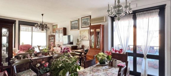 3 bedrooms Apartment in Milan, Italy No. 333209 11