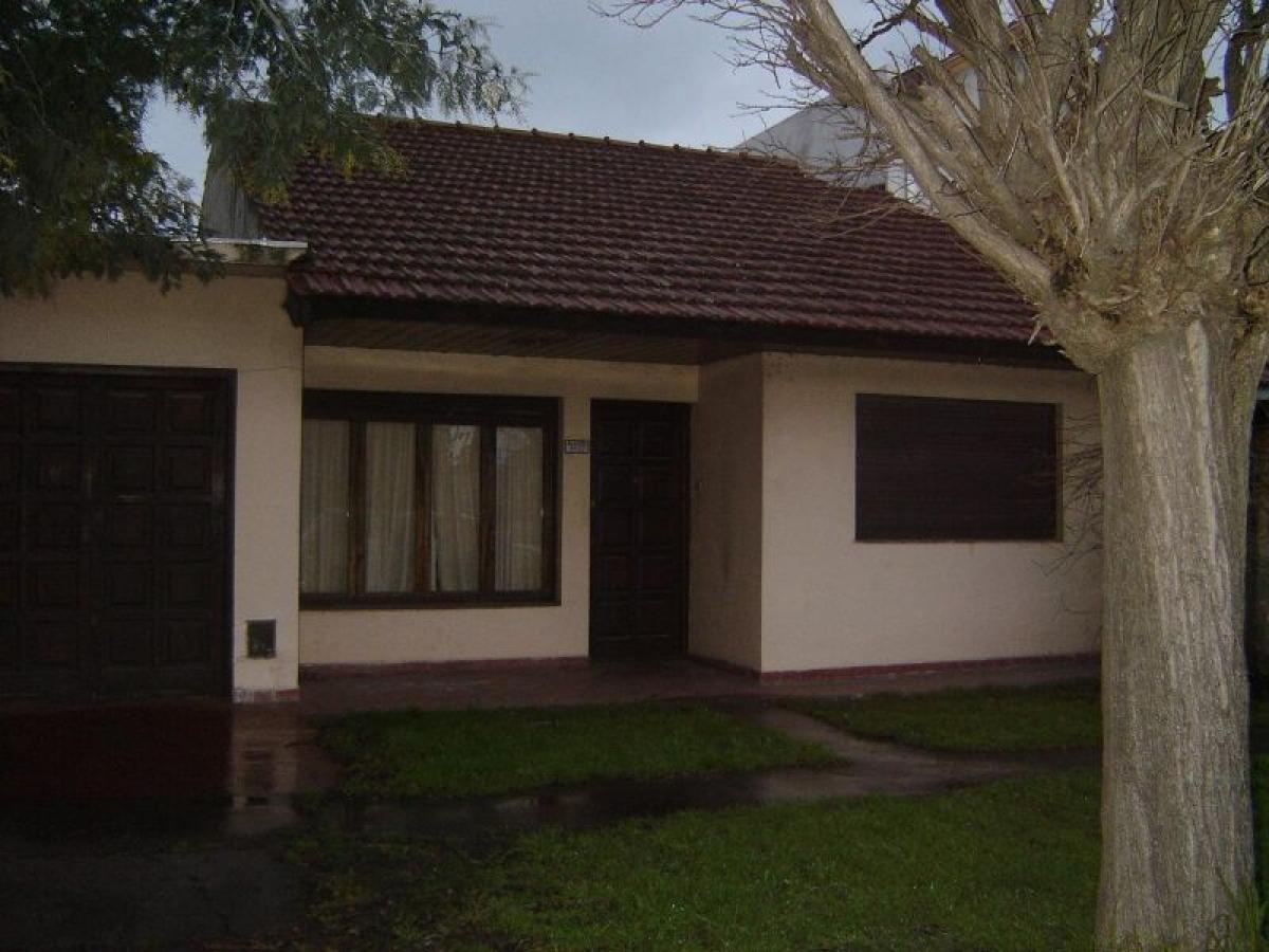 3 bedrooms House in Buenos Aires, Argentina No. 366