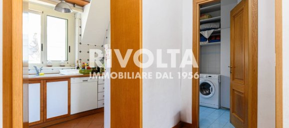 2 Schlafzimmer Penthouse in Rome, Italy, Nr. 327896 17