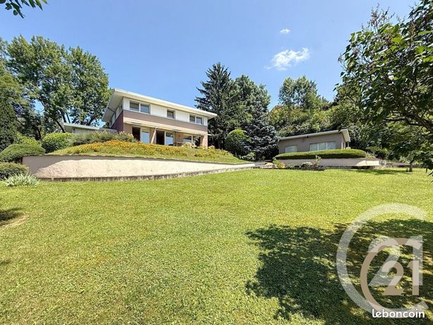 5 bedrooms House in Saint-Max, France No. 310117