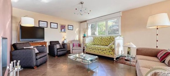 5 bedrooms House in Saint-Max, France No. 310117 12