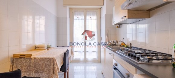 2 bedrooms Apartment in Milan, Italy No. 324254 11