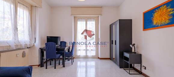 2 bedrooms Apartment in Milan, Italy No. 324254 3
