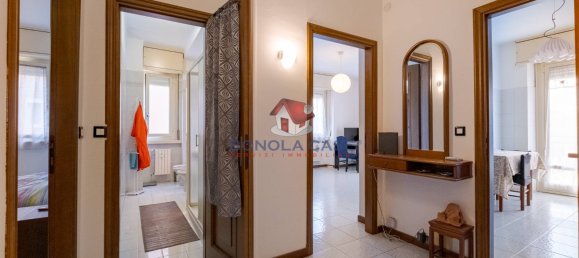 2 bedrooms Apartment in Milan, Italy No. 324254 9