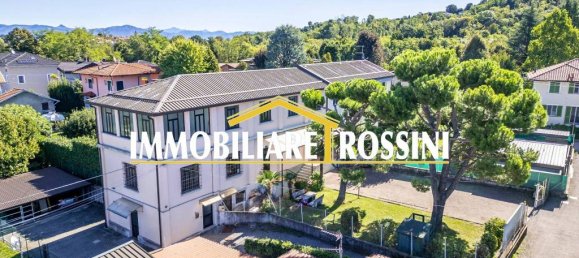 4 chambres Villa à Gazzada Schianno, Italy No. 360846 7