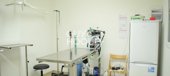 155m² Commercial property in Le Perray-en-Yvelines, France No. 118628 6