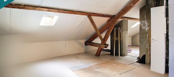 Casa de 3 dormitorios en Talange, France No. 242215 15