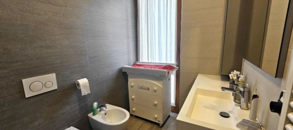 4 rooms Duplex in Peschiera del Garda, Italy No. 288391 13