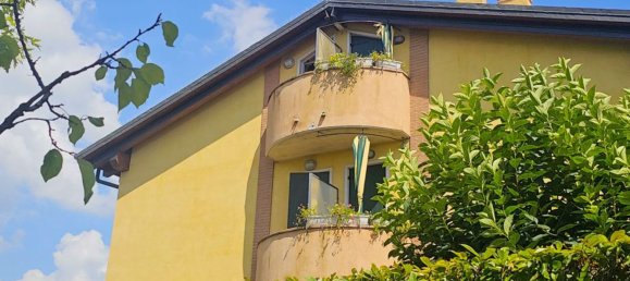 4 rooms Duplex in Peschiera del Garda, Italy No. 288391 2