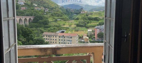 3 bedrooms Apartment in Genoa, Italy No. 191804 3