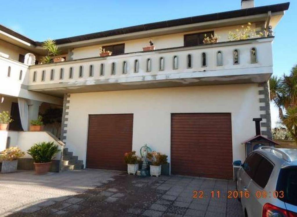 6 Schlafzimmer Wohnung in Lariano, Italy, Nr. 98837