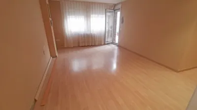 3 bedrooms Apartment in Lleida, Spain No. 173246