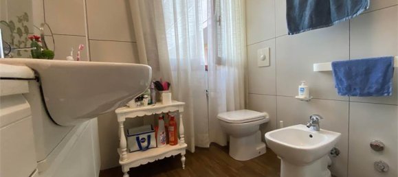 3 bedrooms Apartment in Modena, Italy No. 351627 20