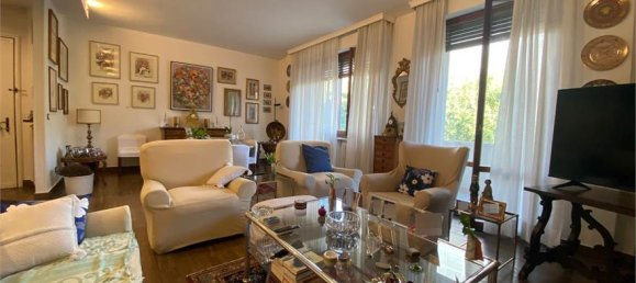 3 bedrooms Apartment in Modena, Italy No. 351627 12