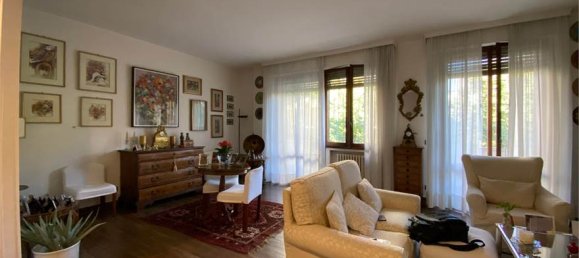 3 bedrooms Apartment in Modena, Italy No. 351627 11