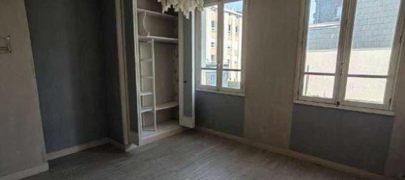 3 bedrooms House in Elbeuf, France No. 191887 5