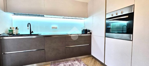 3 Schlafzimmer Haus in Albenga, Italy, Nr. 381047 12