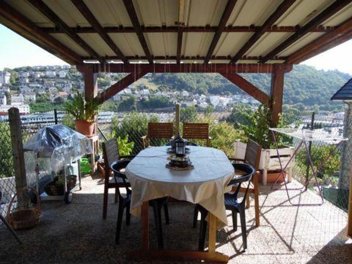 Casa de 5 dormitorios en Tulle, France No. 24201