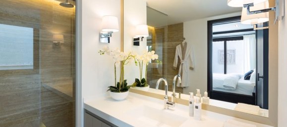 5 bedrooms House in Marbella, Spain No. 166301 24