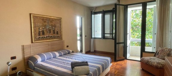 6 rooms Villa in Carrara, Italy No. 189024 8