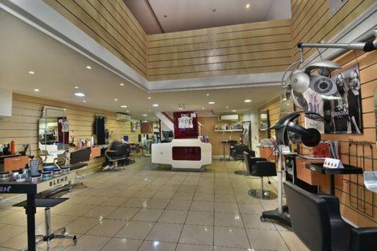 120m² Office in Lyon, France No. 21079