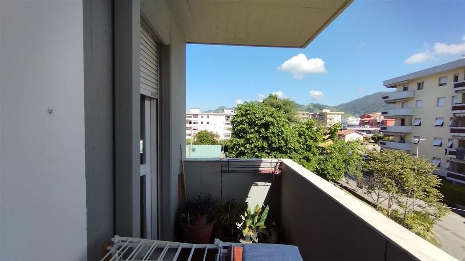 5-Zimmer Wohnung in Massa, Italy, Nr. 195636