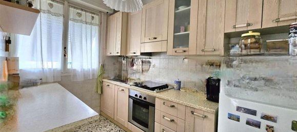 5-Zimmer Wohnung in Massa, Italy, Nr. 195636 8