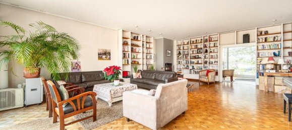 7 bedrooms Villa in Sceaux, France No. 175439 3