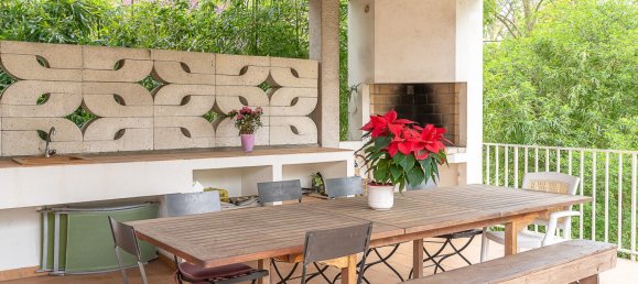 7 bedrooms Villa in Sceaux, France No. 175439 2