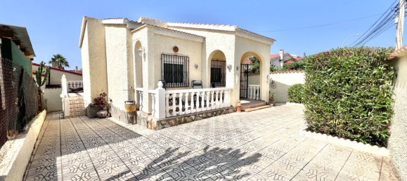 4 bedrooms House in La Marina, Spain No. 174658 30