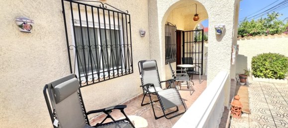 4 bedrooms House in La Marina, Spain No. 174658 5