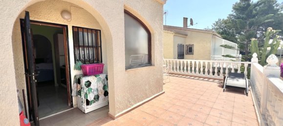 4 bedrooms House in La Marina, Spain No. 174658 17