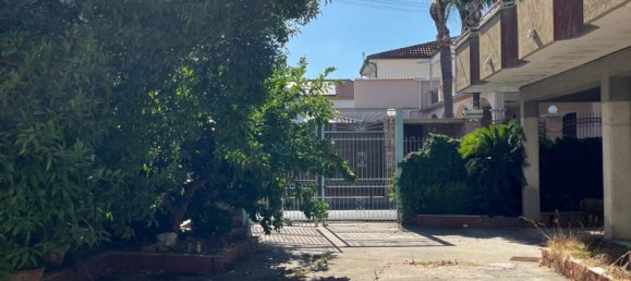 8 bedrooms House in San Cipriano d'Aversa, Italy No. 325700 8