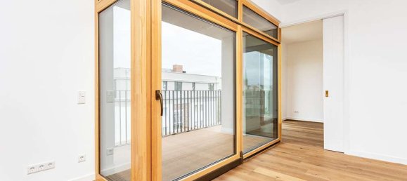 Ático de 2 dormitorios en Schoneberg, Germany No. 45326 10