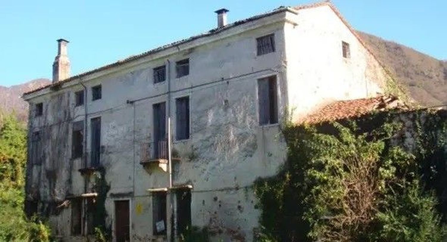 4 rooms Apartment in Santorso, Italy No. 219518