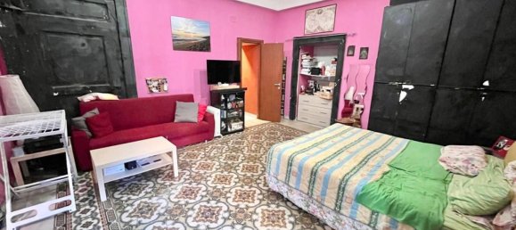 3 bedrooms Apartment in Naples, Italy No. 258523 11