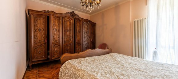 4 bedrooms Apartment in Saluzzo, Italy No. 315893 9