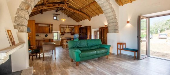 265m² Commercial property in Sant'Antonio di Gallura, Italy No. 326955 13