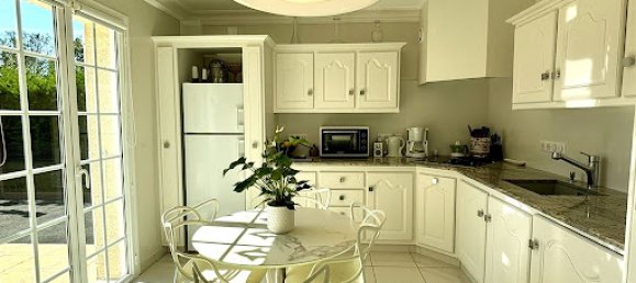 3 Schlafzimmer Haus in Saint-Roch, France, Nr. 330490 13