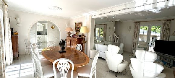 3 Schlafzimmer Haus in Saint-Roch, France, Nr. 330490 10