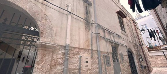 Casa de 3 habitaciónes en Bitetto, Italy No. 23050 4