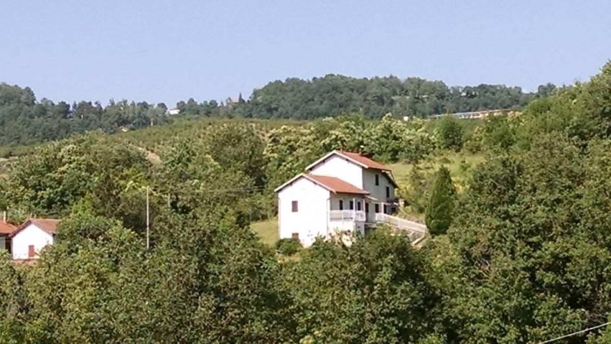 2 bedrooms House in Asti, Italy No. 107