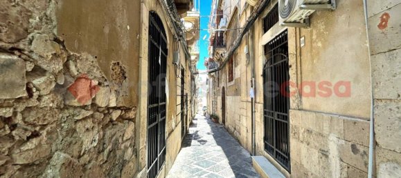 1 Schlafzimmer Wohnung in Syracuse, Italy, Nr. 250231 2