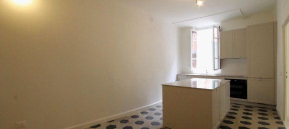 7-Zimmer Wohnung in Lucca, Italy, Nr. 293959 3