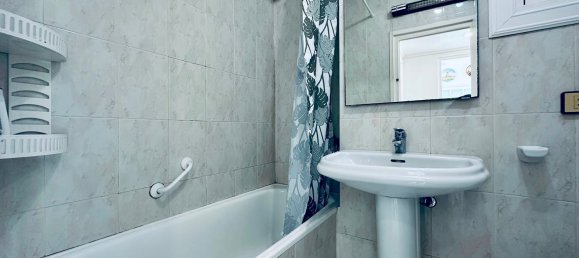 Apartamento de 4 dormitorios en Blanes, Spain No. 134266 19