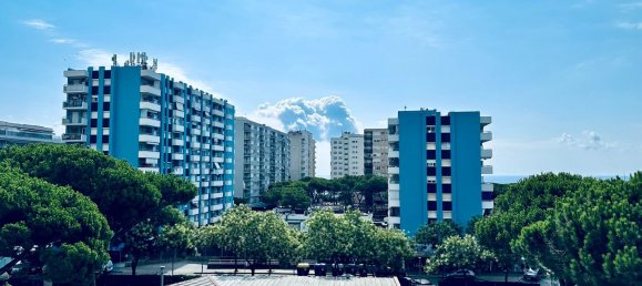 Apartamento de 4 dormitorios en Blanes, Spain No. 134266 2