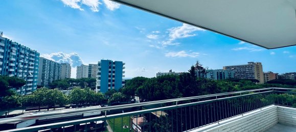 Apartamento de 4 dormitorios en Blanes, Spain No. 134266 3