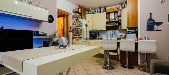 3 rooms Apartment in Forlì, Italy No. 18165 11