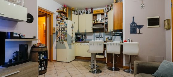 3 rooms Apartment in Forlì, Italy No. 18165 10